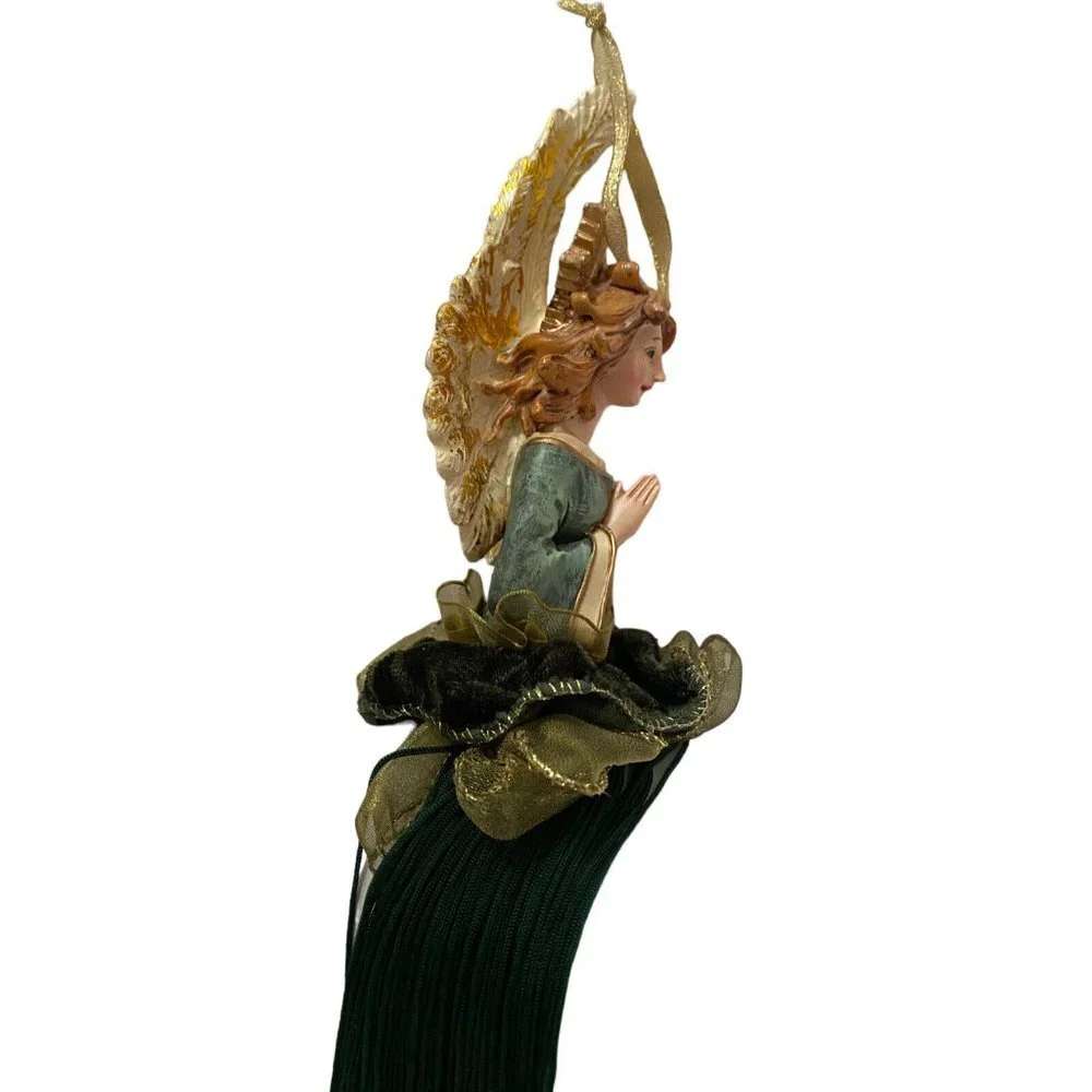 Unbranded rare praying